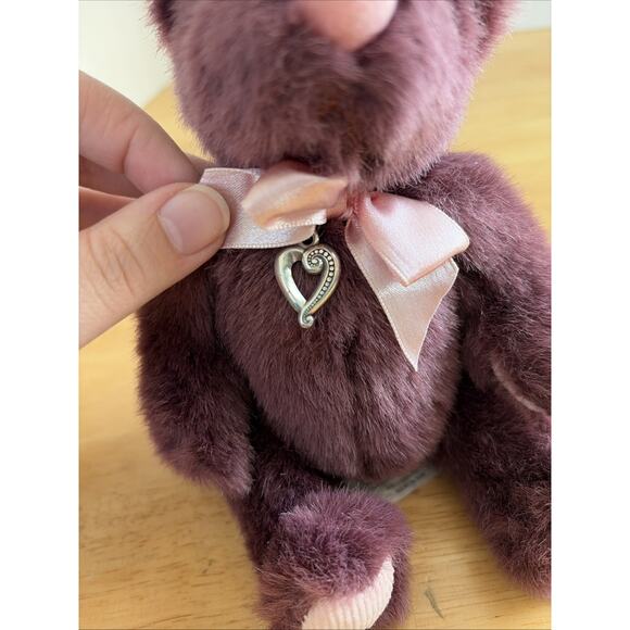 Brighton Plush Teddy Bear Heartley Heart Charm & Heart Nose Purple Pink Bow 6" - Picture 4 of 4
